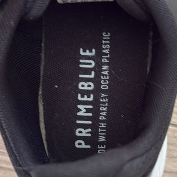 Adidas Black and Pink Sleek Sneakers - Picture 3 of 7